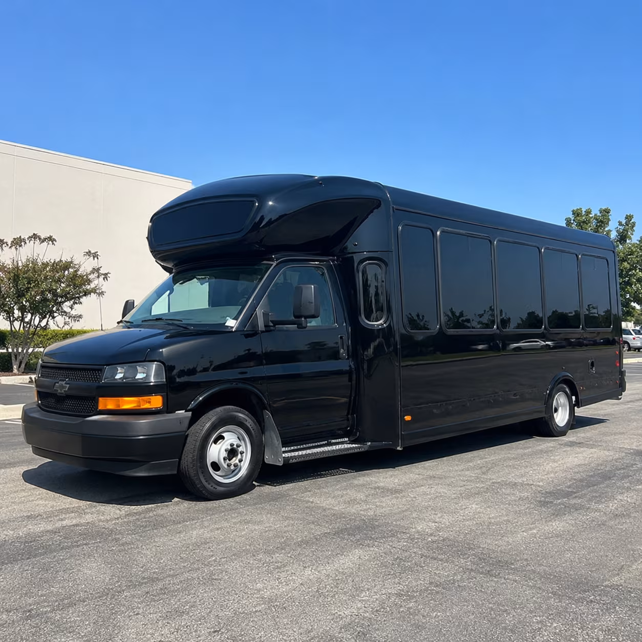 party bus transportation for peninsula area proms