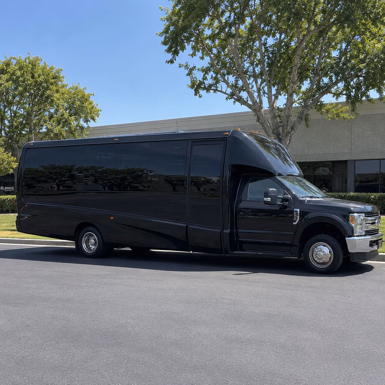 party buses for prom night in redwood city are ready and waiting